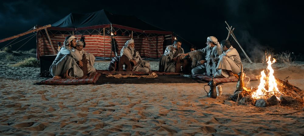جلسة ضيافة يمنية — Yemeni hospitality gathering